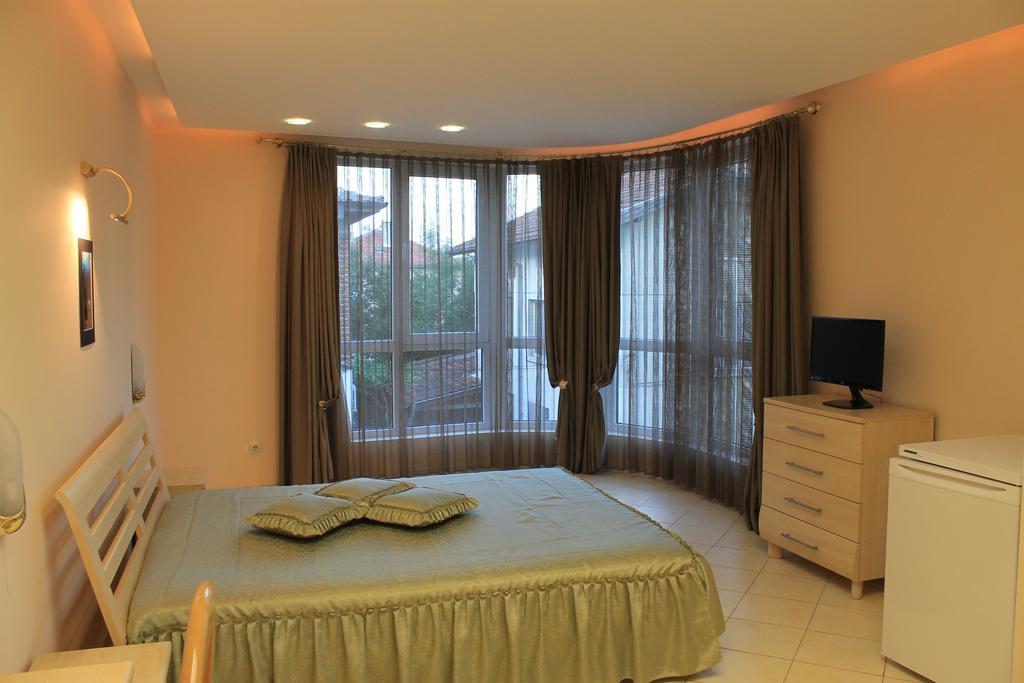 Stela Guest House 茨雷沃 外观 照片