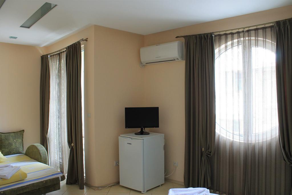 Stela Guest House 茨雷沃 外观 照片